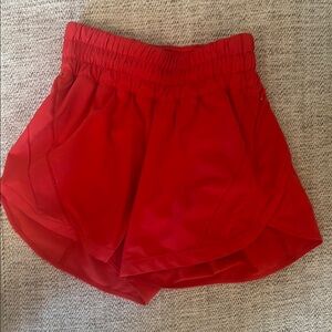 Lululemon shorts red/orange